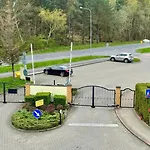 Apartment Baltic Z Ogrodkiem Kolobrzeg *