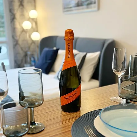 Baltic Z Ogrodkiem Kolobrzeg 公寓 *