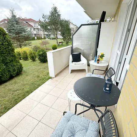 Baltic Z Ogrodkiem Kolobrzeg 格里兹鲍