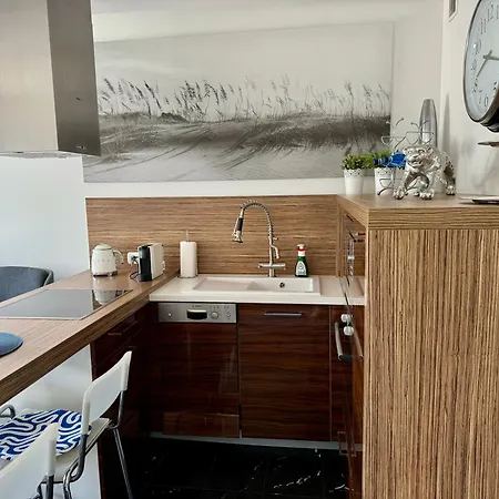 Apartment Baltic Z Ogrodkiem Kolobrzeg