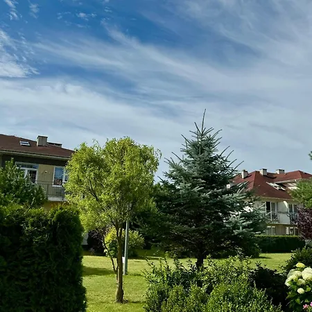 公寓 Baltic Z Ogrodkiem Kolobrzeg 格里兹鲍