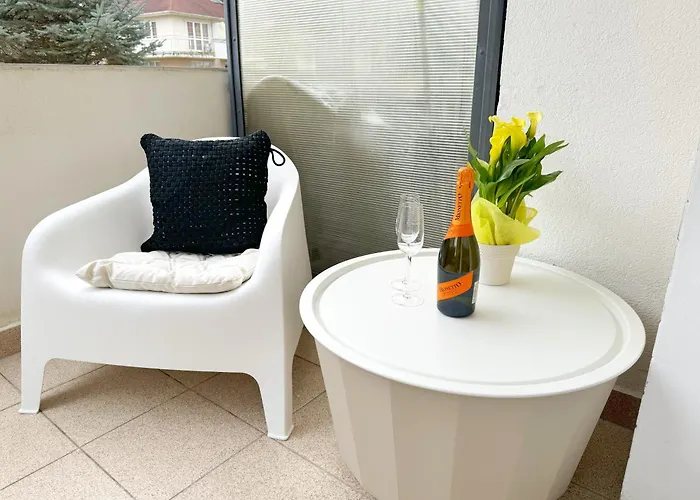 Baltic Z Ogrodkiem Kolobrzeg 格里兹鲍